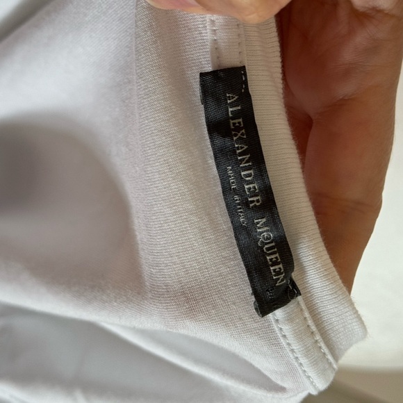 Alexander McQueen white Tee with flowers and skull - Picture 4 of 5